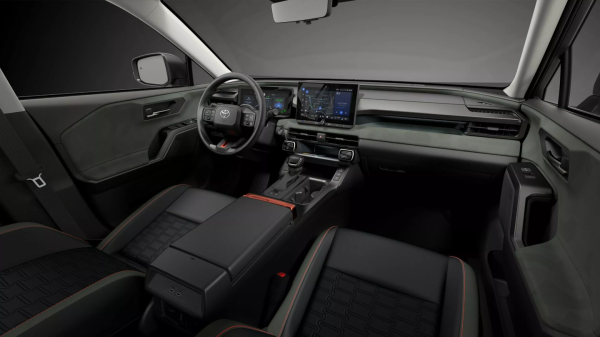 正中优配 丰田车机大换代：2026 款 RAV4 首发，屏幕增至 12.9 英寸